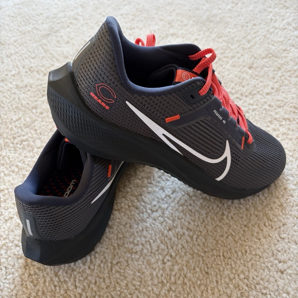 Size 8.5 - NFL x Nike Air Zoom Pegasus 40 Chicago Bears New No Box